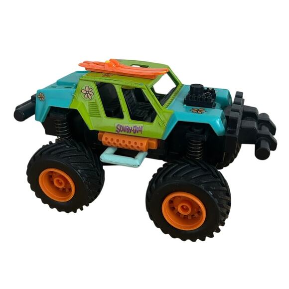 Hanna-Barbera Other - Vintage Scooby-Doo 1999 On Ski Vacation Friction Powered Car